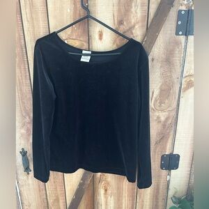 ‼️MOVING SALE‼️ Vintage Vivoli black velvet long sleeve large